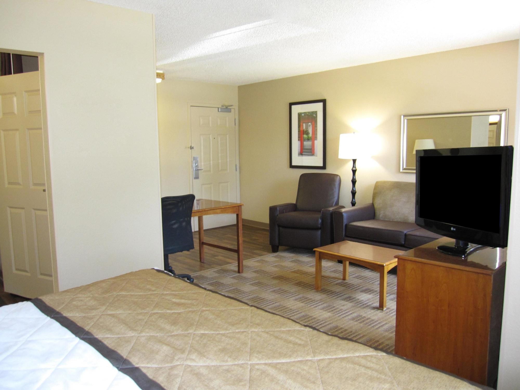 Extended Stay America Suites - Detroit - Novi - Orchard Hill Place Northville Exterior foto